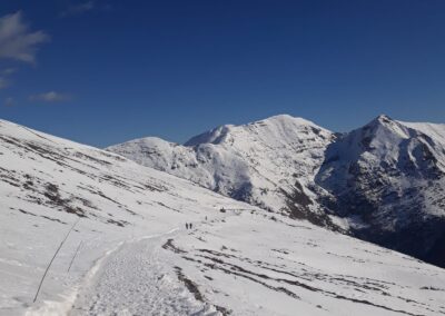 rifugio capanna 2000 escursione invernale plassa