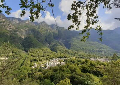 Parco Marmitte Giganti Cascate Acquafraggia escursione anello Chiavenna