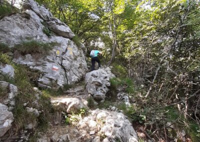 Escursione anello Monte Rai da Canzo Gajum