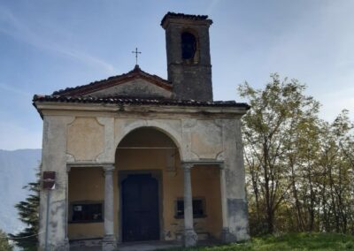 escursione chiesa san michele parco del monte barro