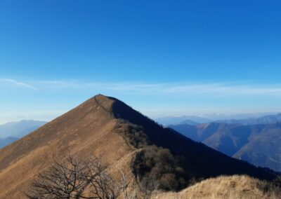 escursione monte san primo da piano rancio